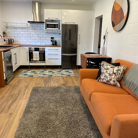 Riverside Apartment Хамилтън Екстериор снимка